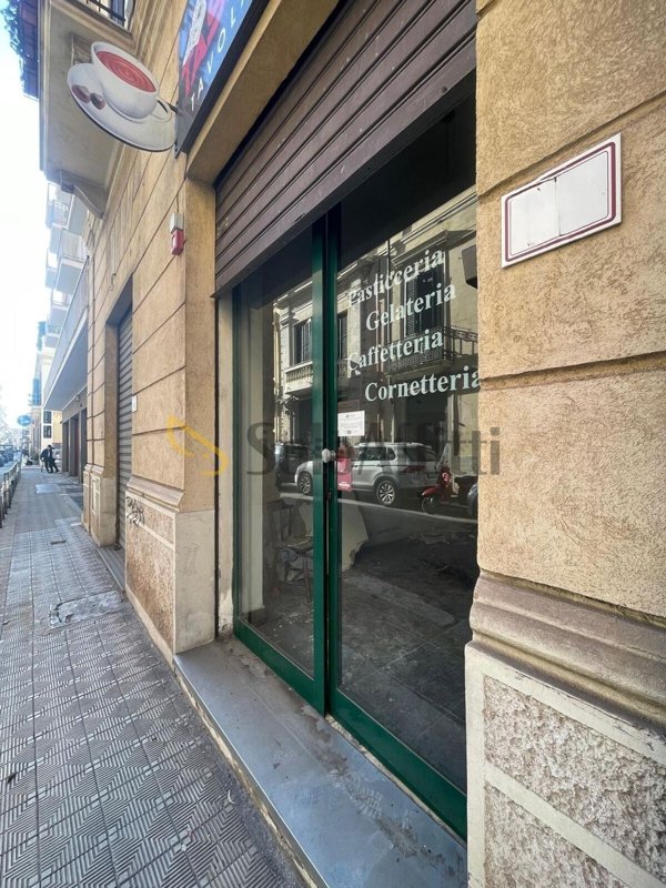 locale commerciale in affitto a Reggio di Calabria in zona Centro Storico