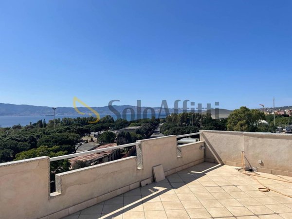 appartamento in affitto a Reggio di Calabria in zona Catona