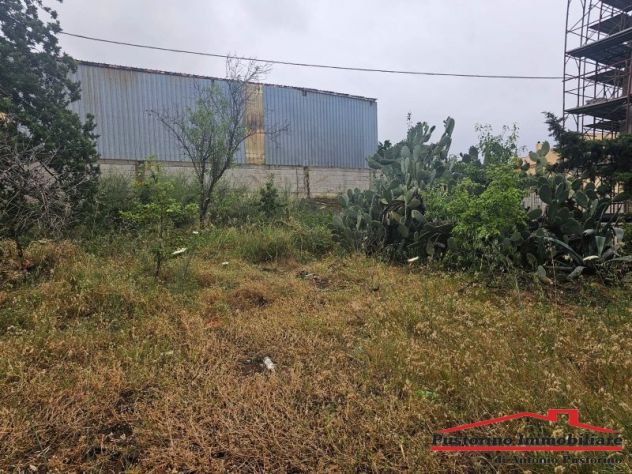 locale di sgombero in affitto a Reggio di Calabria in zona Rione Ferrovieri