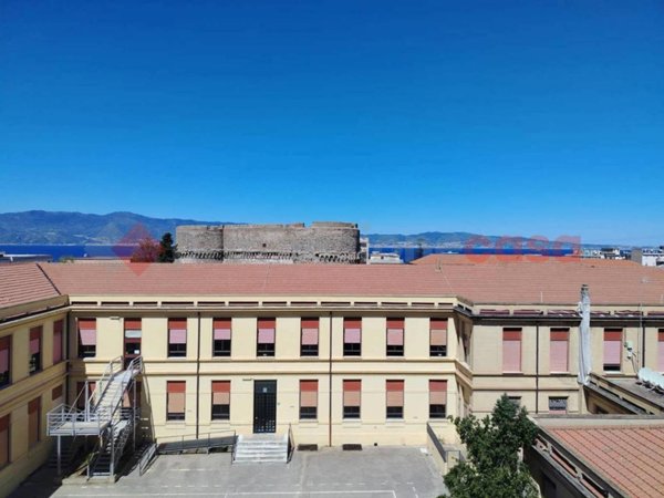 appartamento in affitto a Reggio di Calabria in zona Centro Storico