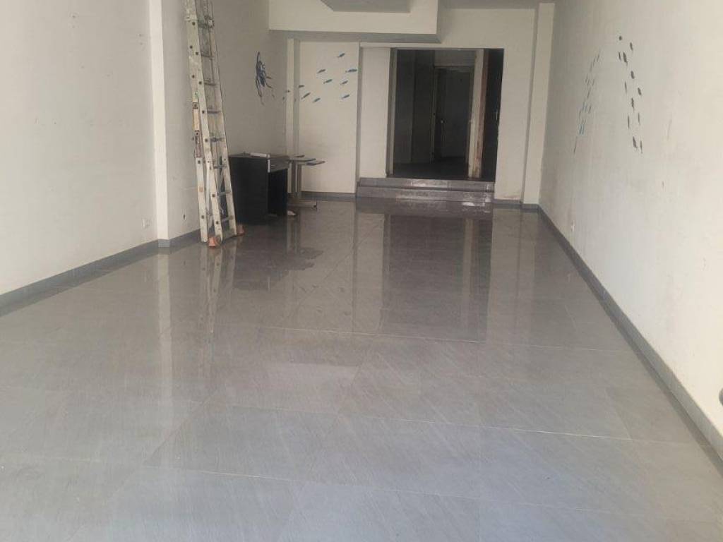 negozio in affitto a Reggio di Calabria in zona Spirito Santo