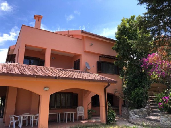 casa indipendente in affitto a Reggio di Calabria in zona Gallina