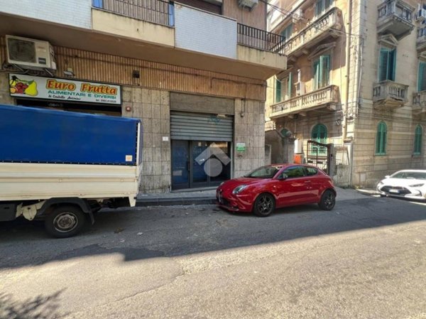 negozio in affitto a Reggio di Calabria in zona Tremulini