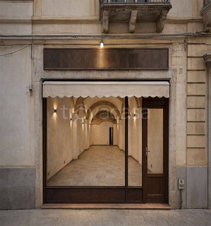 locale commerciale in affitto a Roccella Ionica