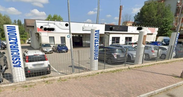locale commerciale in affitto ad Asti