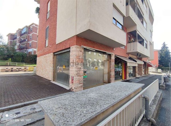 locale commerciale in affitto ad Asti