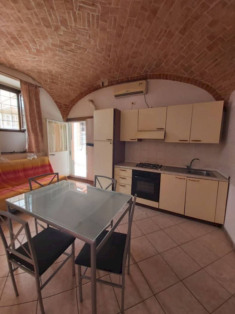 appartamento in affitto ad Asti in zona Centro Città