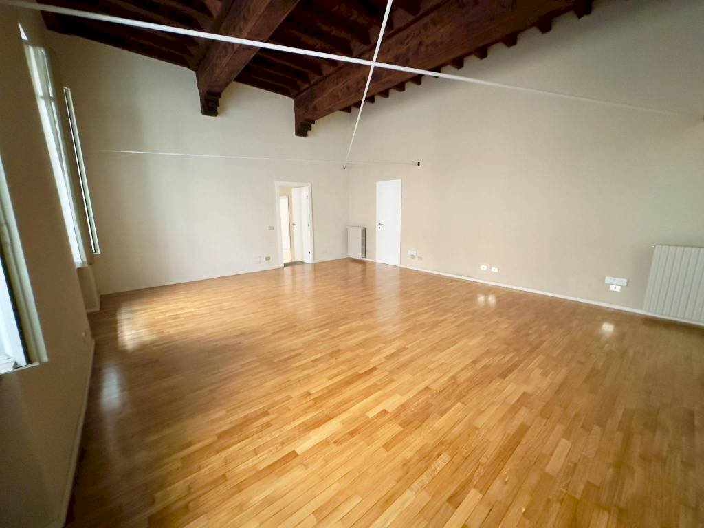 ufficio in affitto ad Asti