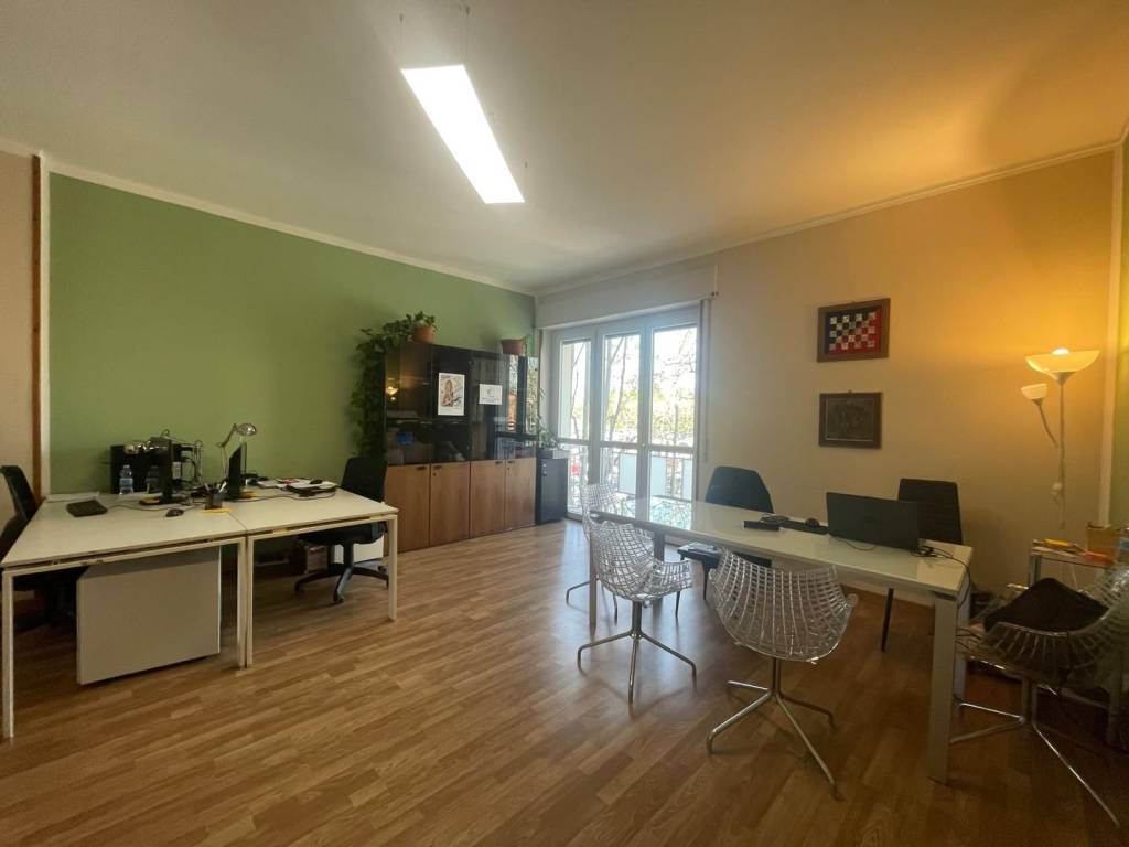 ufficio in affitto ad Asti