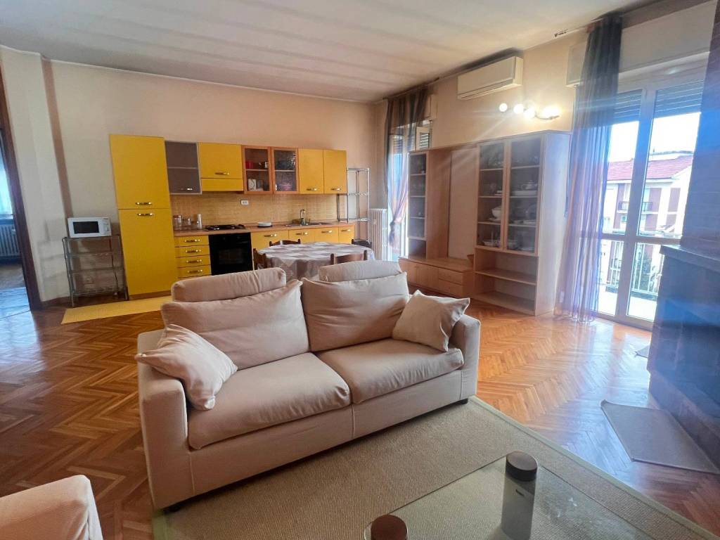 appartamento in affitto ad Asti