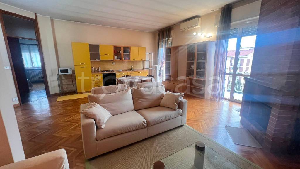 appartamento in affitto ad Asti