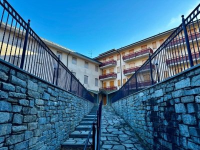 negozio in affitto ad Asti