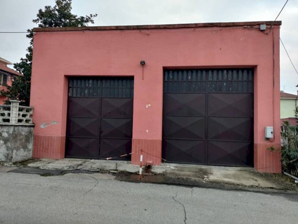 ufficio in affitto ad Asti in zona Pilone