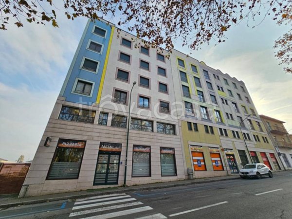 locale commerciale in affitto ad Asti