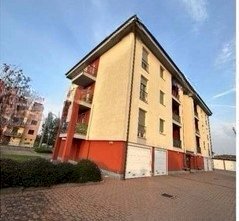 locale commerciale in affitto ad Asti