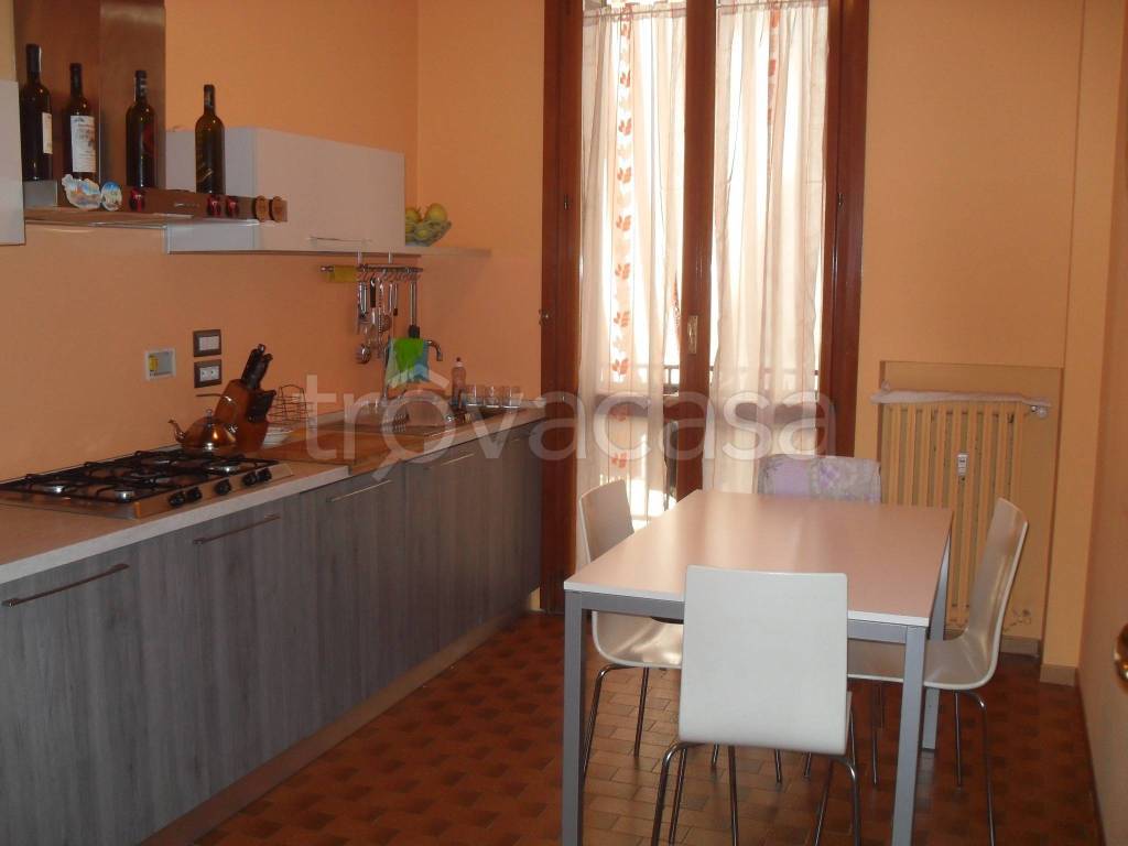 appartamento in affitto ad Asti