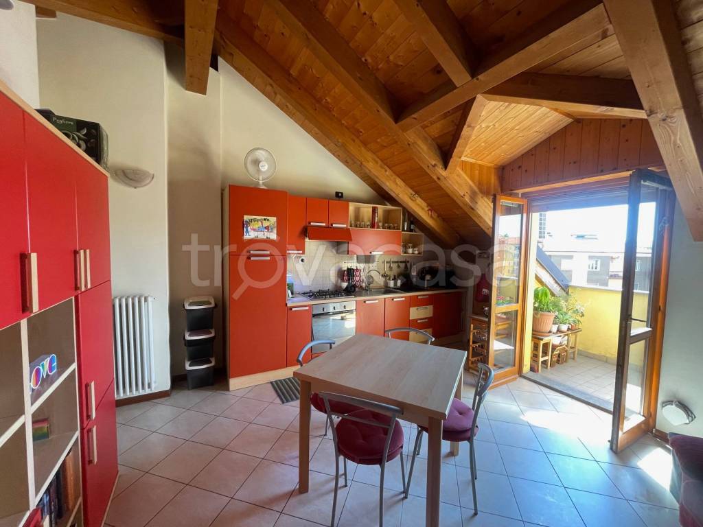 appartamento in affitto ad Asti