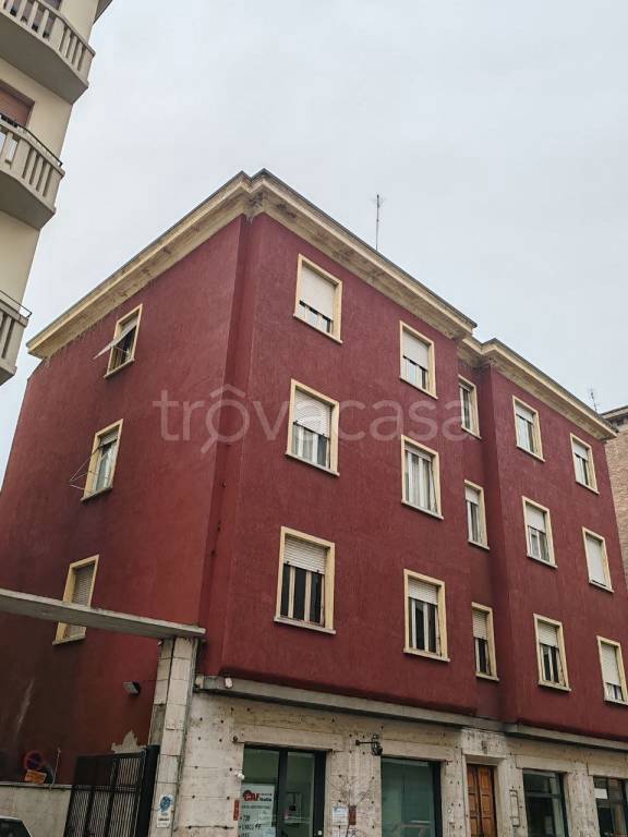 ufficio in affitto ad Asti in zona Centro Città