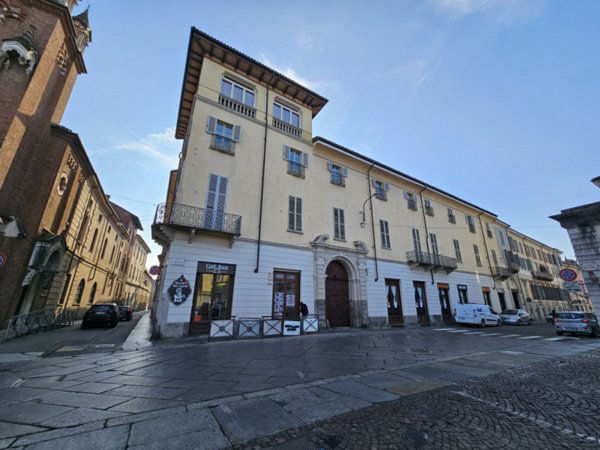 appartamento in affitto ad Asti in zona Corso Vittorio Alfieri