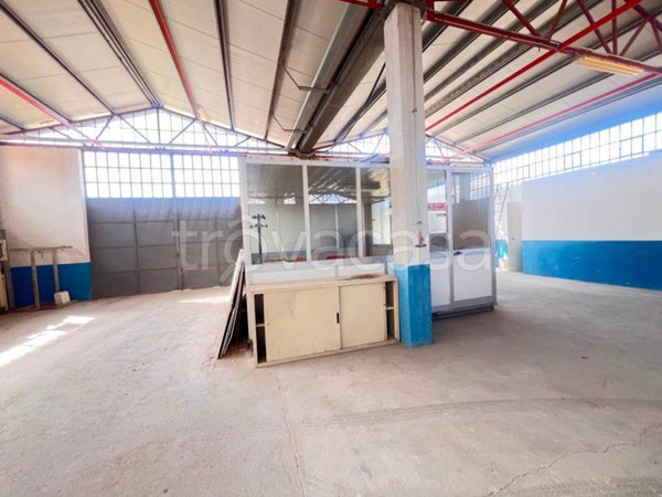 locale commerciale in affitto ad Asti in zona Trincere