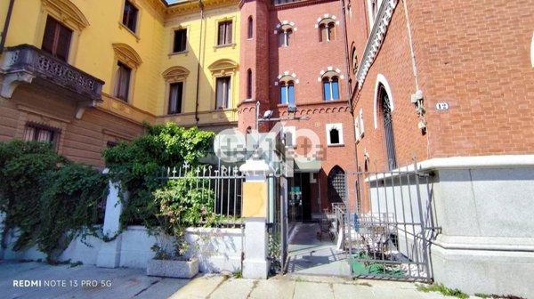 negozio in affitto ad Asti
