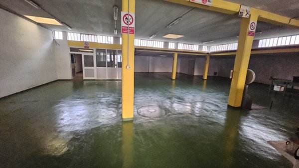 negozio in affitto ad Asti in zona Trincere