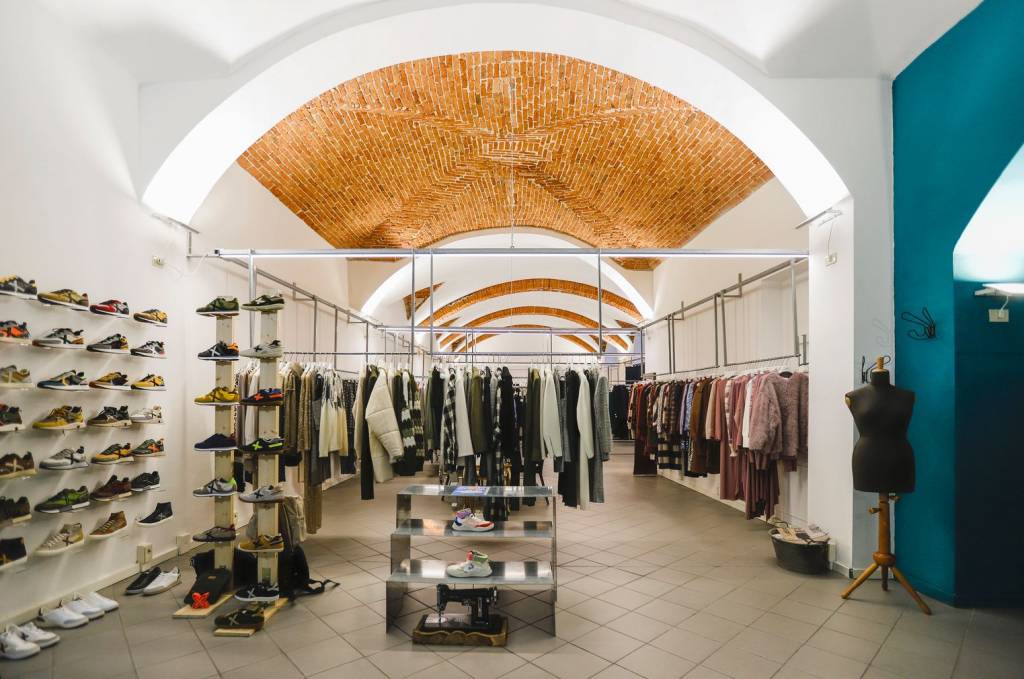 negozio in affitto ad Asti in zona Centro Città