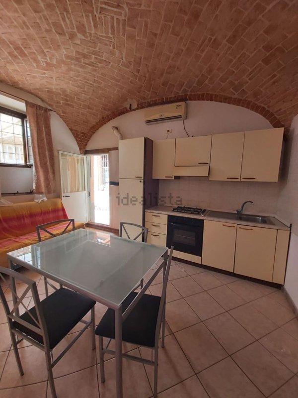 appartamento in affitto ad Asti in zona Centro Città