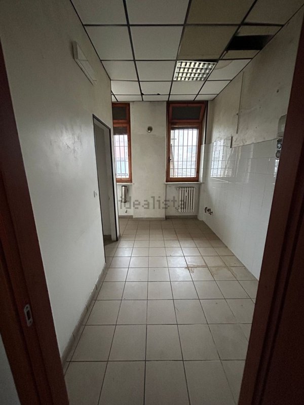 locale commerciale in affitto ad Asti