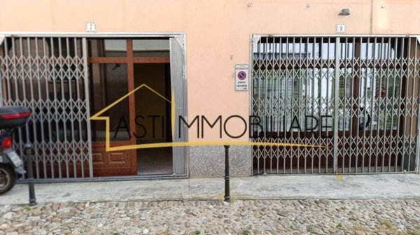 negozio in affitto ad Asti in zona Corso Dante