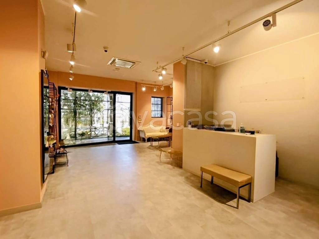 negozio in affitto ad Asti in zona Centro Città