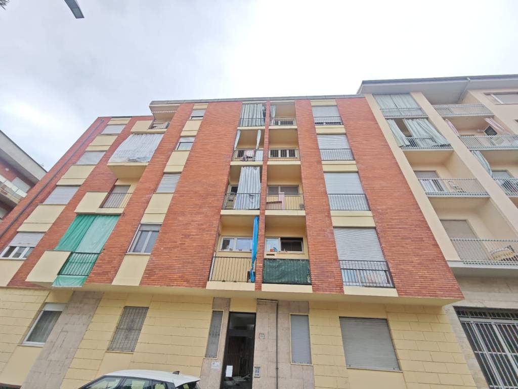 appartamento in affitto ad Asti