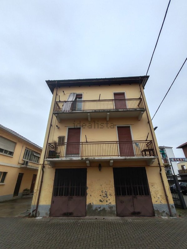 appartamento in affitto ad Asti in zona Pilone