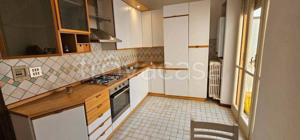 appartamento in affitto ad Asti