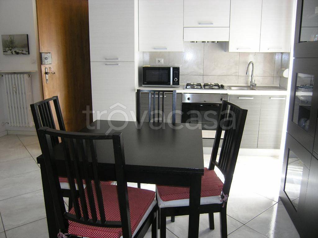 appartamento in affitto ad Asti