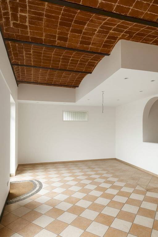 locale commerciale in affitto ad Asti