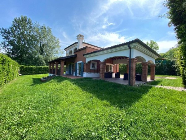 casa indipendente in affitto ad Asti
