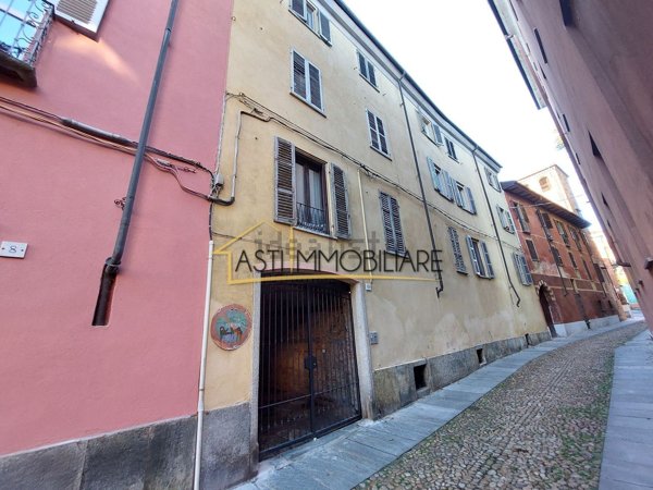 appartamento in affitto ad Asti in zona Centro Città