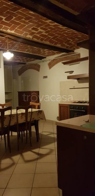 appartamento in affitto ad Asti in zona Castiglione