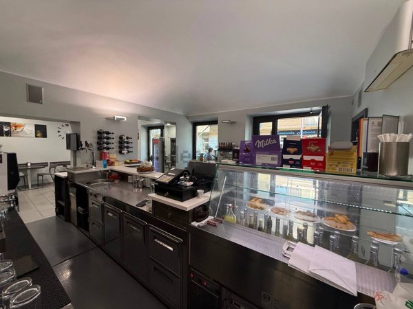 locale commerciale in affitto ad Asti in zona Corso Volta