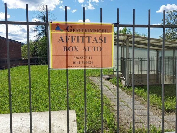 box auto in affitto ad Asti
