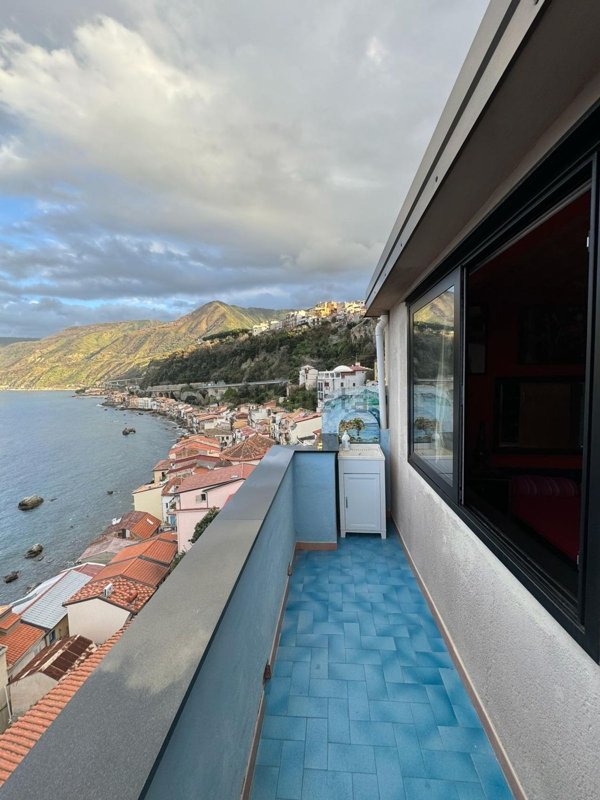 appartamento in affitto a Scilla