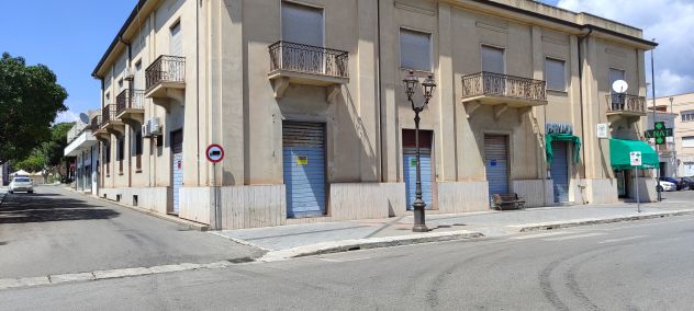 locale commerciale in affitto a Siderno