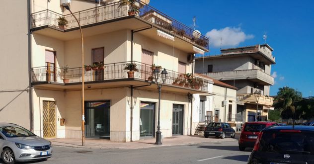 negozio in affitto a Siderno