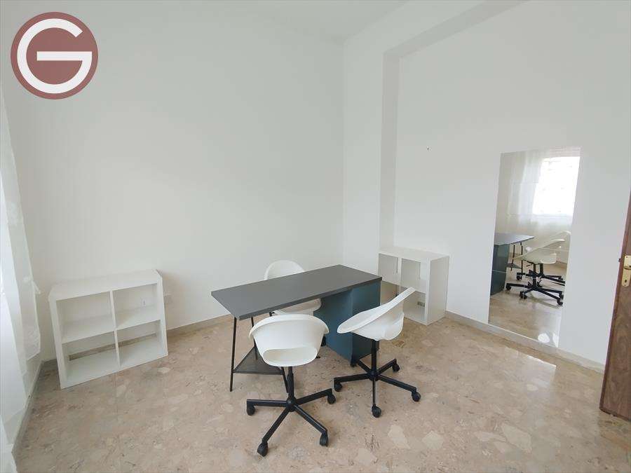 ufficio in affitto a Taurianova