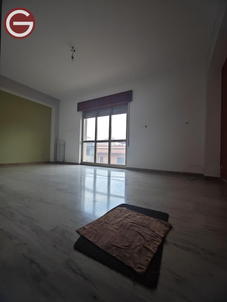 appartamento in affitto a Taurianova