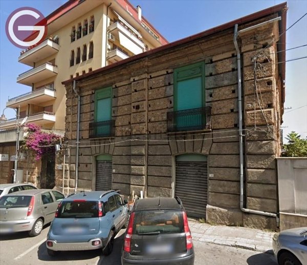 locale commerciale in affitto a Taurianova