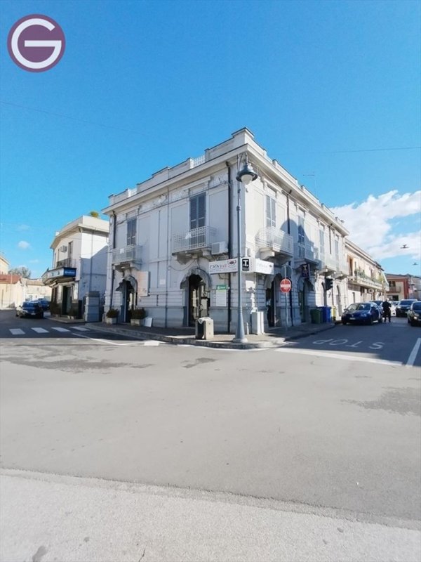 locale commerciale in affitto a Taurianova