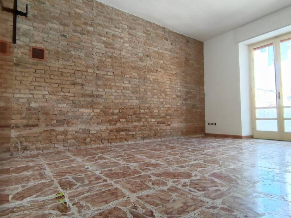 appartamento in affitto a Taurianova