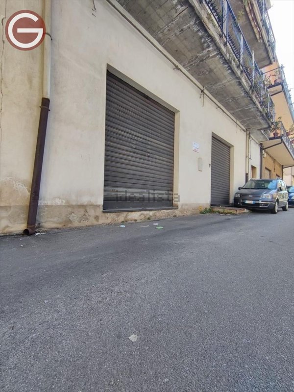 locale commerciale in affitto a Taurianova